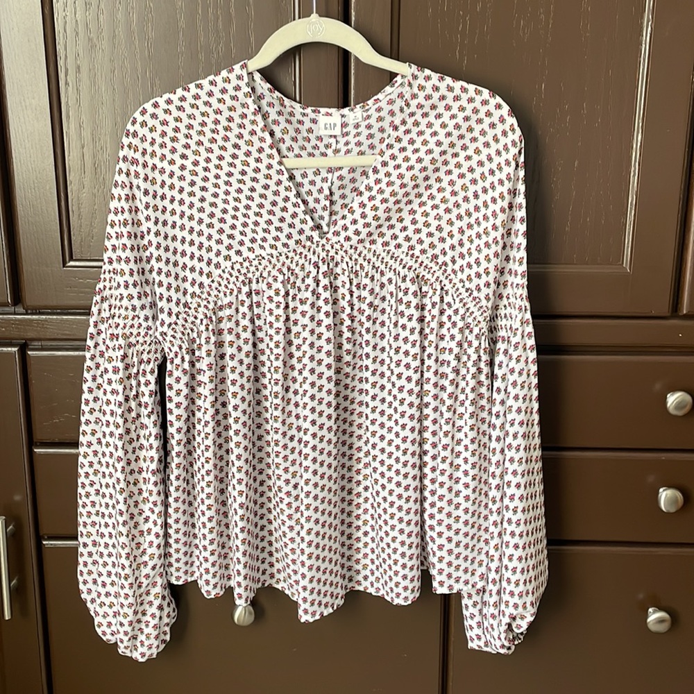 Gap floral balloon sleeve top